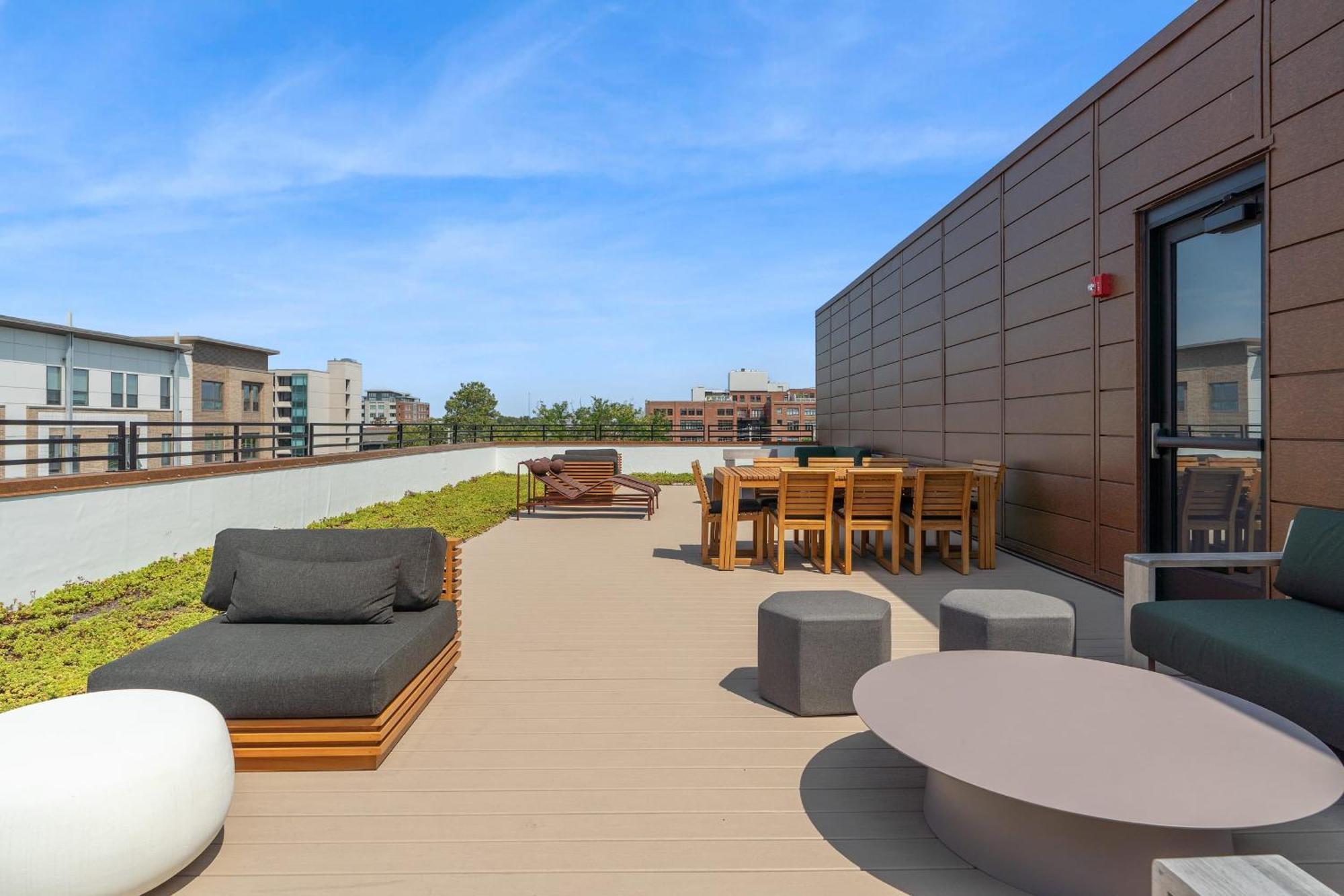 Cozysuites On Mass With Garage Parking #7 Indianapolis Exterior photo